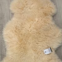 Sheepskin 'medium' single rug, Champagne