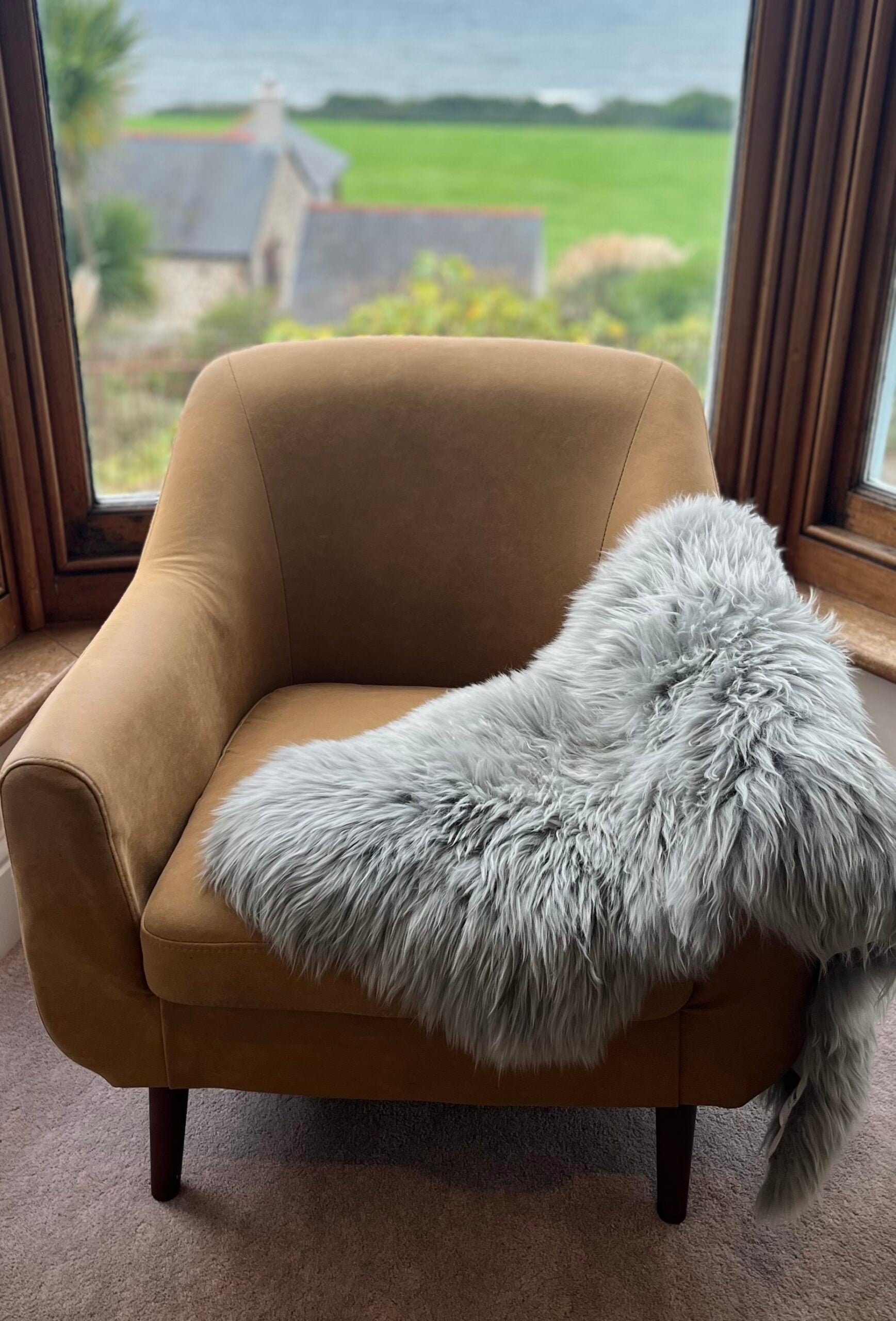 Sheepskin Medium 'dove grey ' single rug