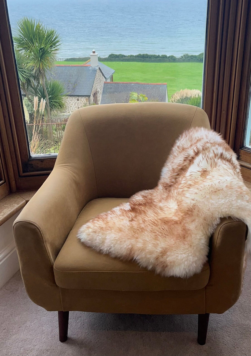 Sheepskin single rug - wolf
