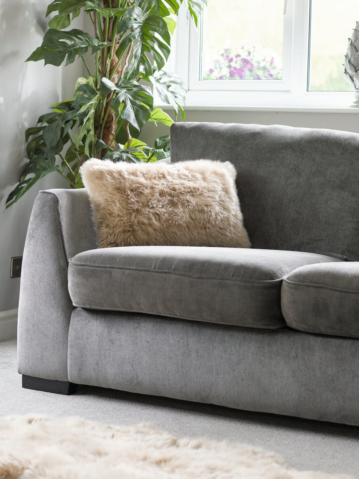 Sheepskin Cushion - Oyster- 3 sizes