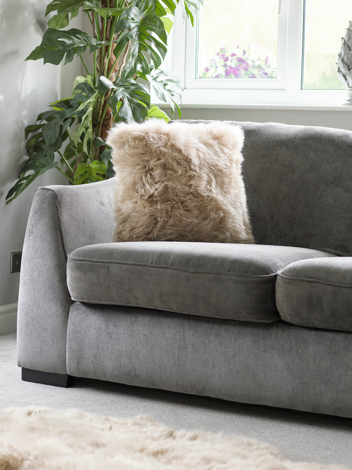 Sheepskin Cushion - Oyster- 3 sizes