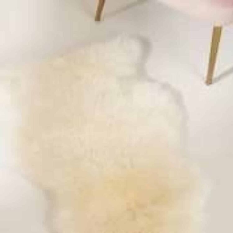 Sheepskin 'Ivory' single rug