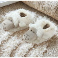Baby Sheep Plush Slippers – Supersoft Newborn Booties