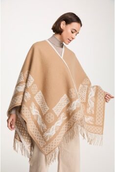 Luxurious woven Celtic shawl in 100% wool