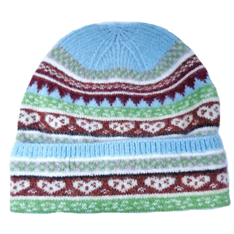 Nordic style, cosy, heart hat